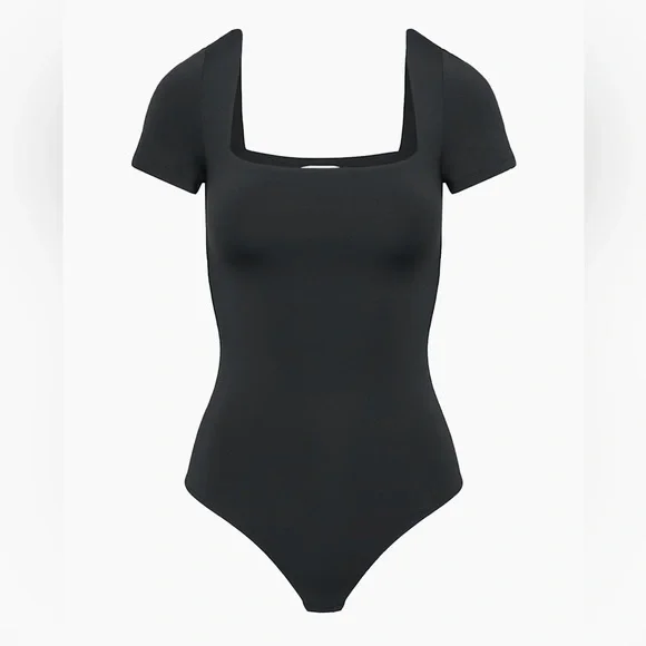 Aritzia Contour Square Neck Bodysuit